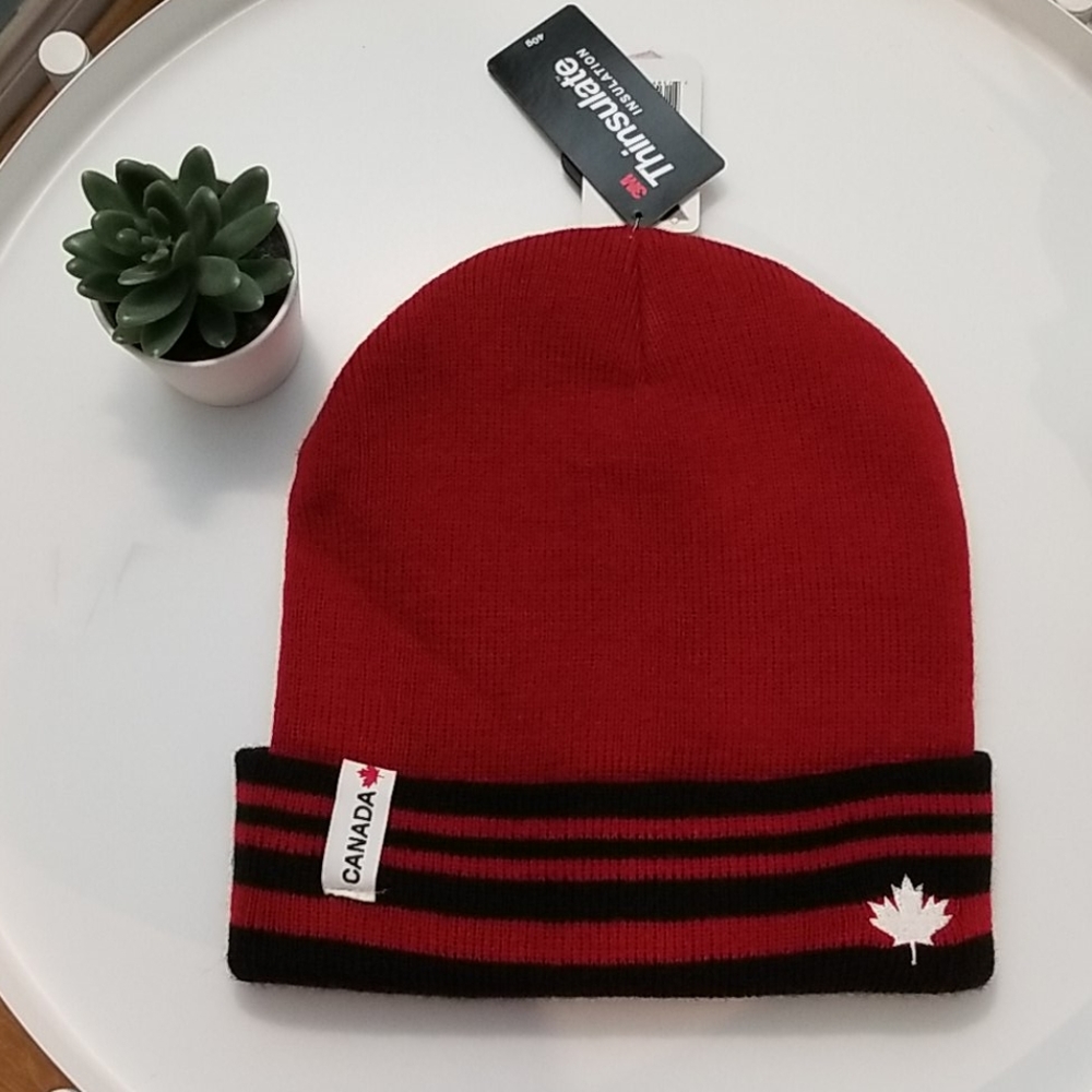 Thinsulate unisex canada hat red L/XL NWT